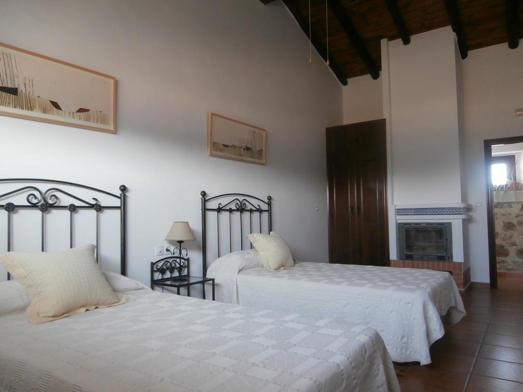 Hôtel Casa Rural Las Gamitas à Almoharin Extérieur photo