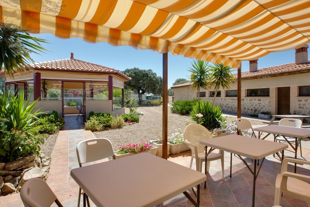 Hôtel Casa Rural Las Gamitas à Almoharin Extérieur photo
